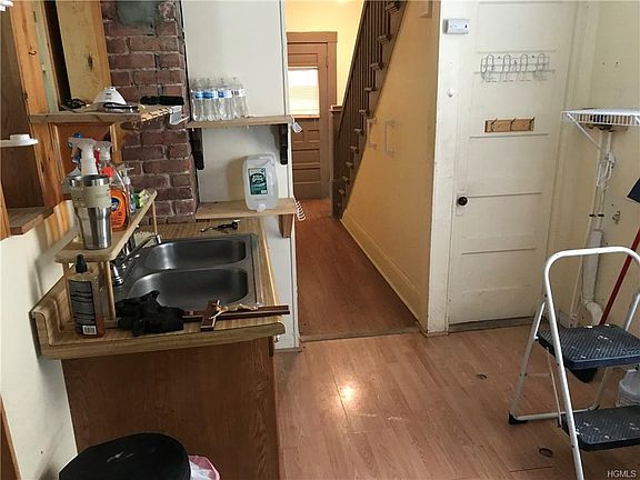 5th image of 667 South St