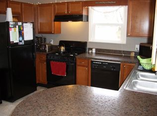 1004 California St NW, Grand Rapids, MI 49504