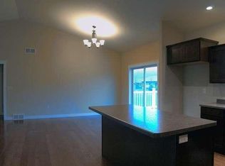 1041 Valley Vue Dr, Onalaska, WI 54650