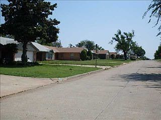 1st image of 1821 NE 52nd St