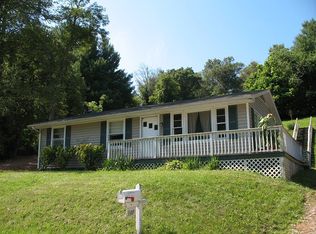 339 Armory Rd, Galax, VA 24333