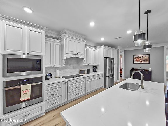 4th image of 13589 Deer Field Dr