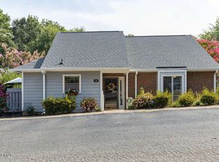 141 Clancy Cir, Cary, NC 27511