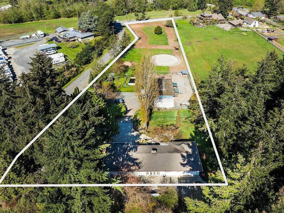 1st image of 946 Klahanie Dr