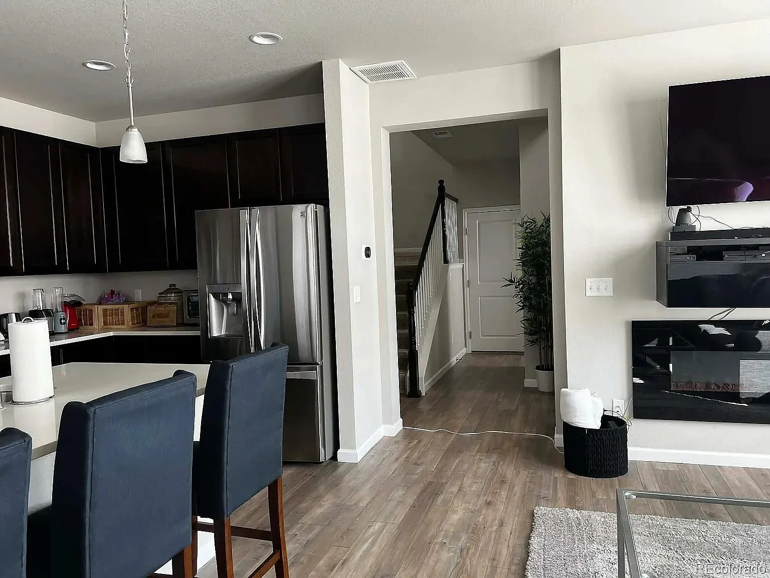 2 bed, 1.5 bath, 1847 sqft, $1,160 — Photo 4