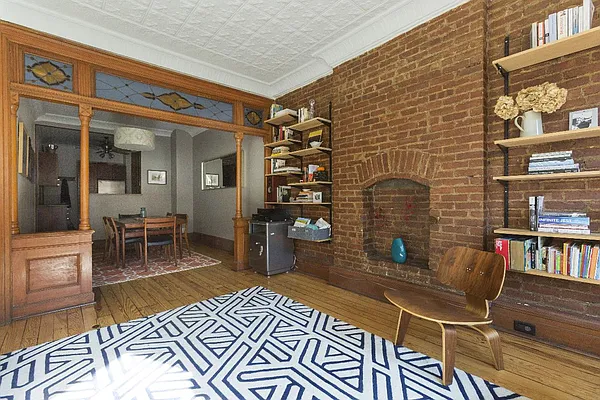 Sold by Real Direct | media 2