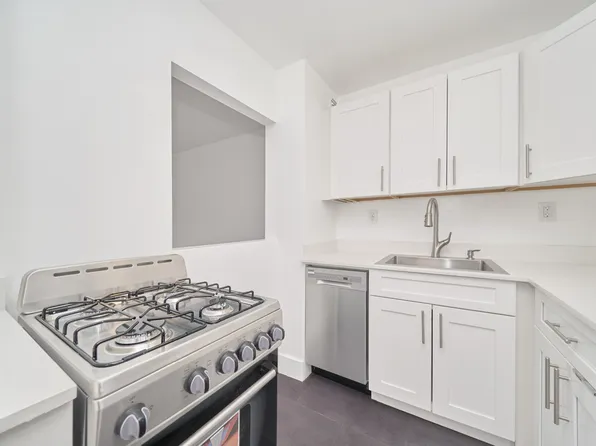 344 East 63rd Street image 3 of 11