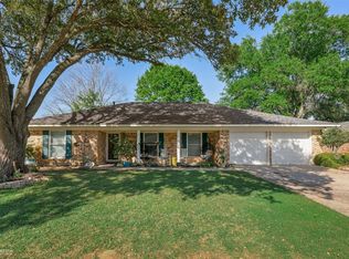7521 Millbrook Dr, Shreveport, LA 71105