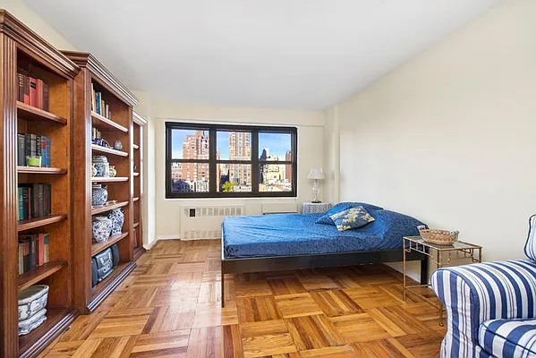 Rented by R New York | media 1