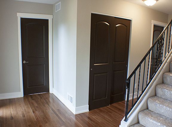 4th image of 2051 Alta Vista Dr