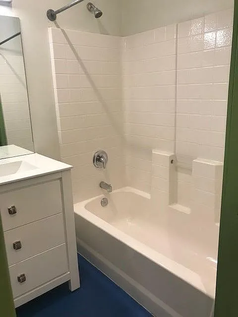 Studio, 215 sqft, $1,505 — Photo 2