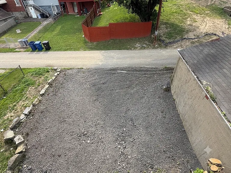 74 Pasadena Street — Photo 16