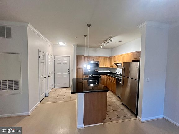 5th image of 12905 Centre Park Cir APT 114