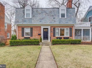 5511 Hoover St, Bethesda, MD 20817