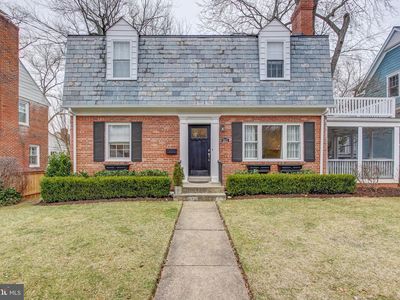 5511 Hoover St, Bethesda, MD, 20817