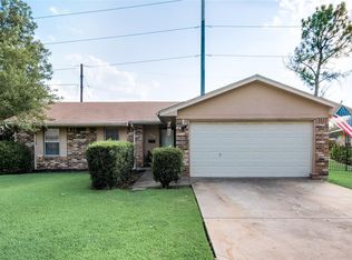 509 Oak Ridge Pl, Grand Prairie, TX 75052