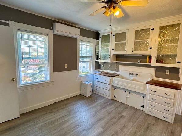 78 Allendale Ave #2