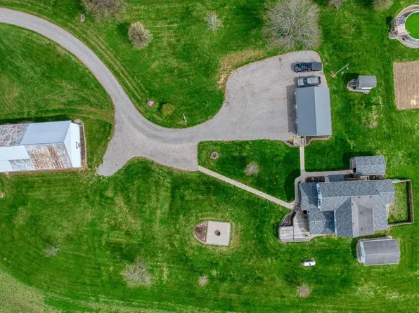 8485 Westfall Rd SW, Amanda, OH 43102