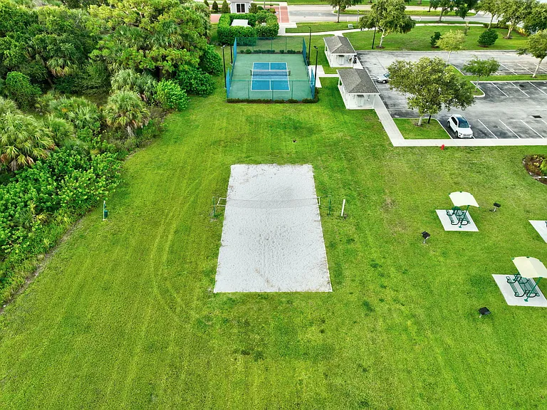 8652 Waterstone Blvd — Photo 68
