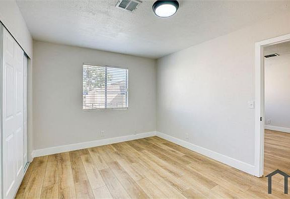 5th image of 317 S 9th St #4