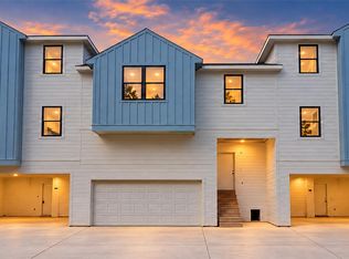2033 Oak Forest Dr, Houston, TX 77018