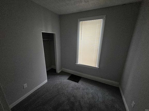 3rd image of 1103 North St