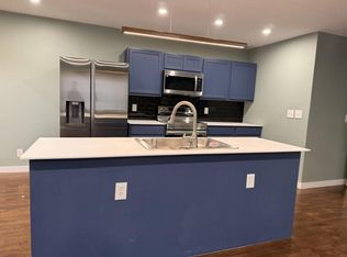 1999 Fair Oaks Dr, Lexington, KY 40504