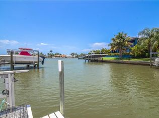 11607 Grove St, Seminole, FL 33772