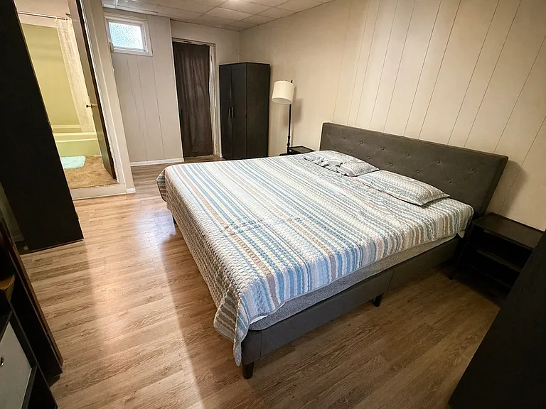 218 E State St #2 — Photo 3
