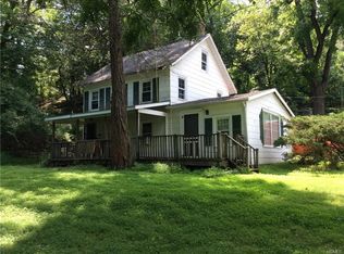 59 Rosetown Rd, Tomkins Cove, NY 10986