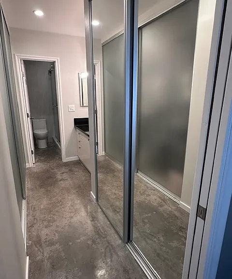Master hallway leading to bathroom