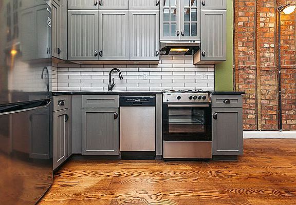 2nd image of 686 Lorimer St #1H