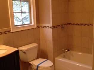 272 Van Saun Dr, River Edge, NJ 07661