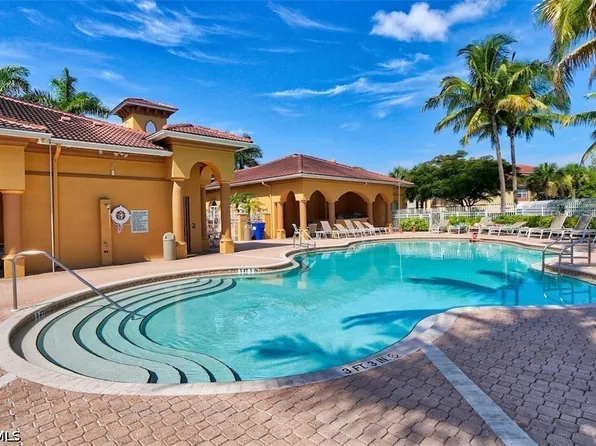 15585 Ocean Walk Cir APT 308, Fort Myers, FL 33908