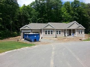5 Michelle Ln, Holyoke, MA 01040