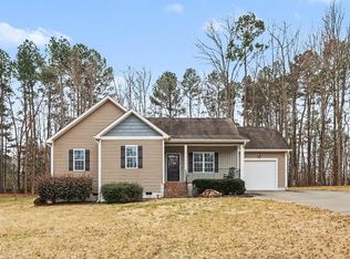 102 Bluegrass Dr, Oxford, NC 27565