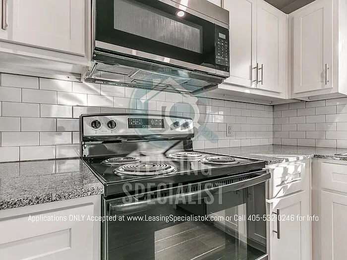 1115 NW 27th St — Photo 19