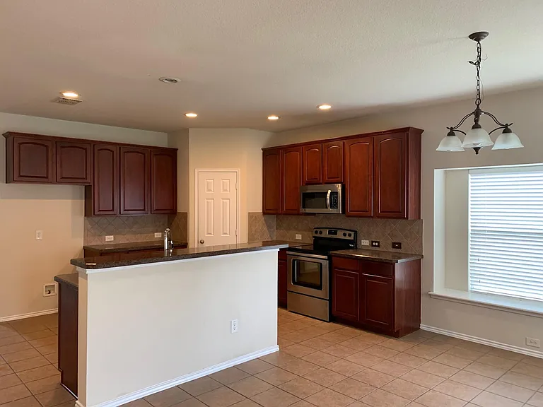 1013 Camp Verde Dr — Photo 11