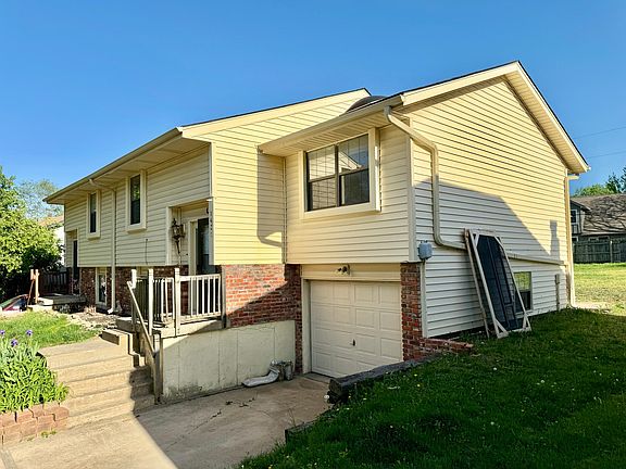 2nd image of 1431 E 123rd St