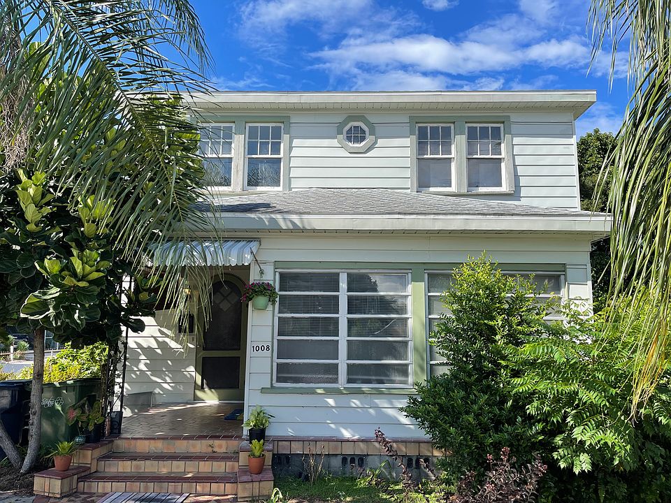 1st image of 1008 E Columbus Dr #A