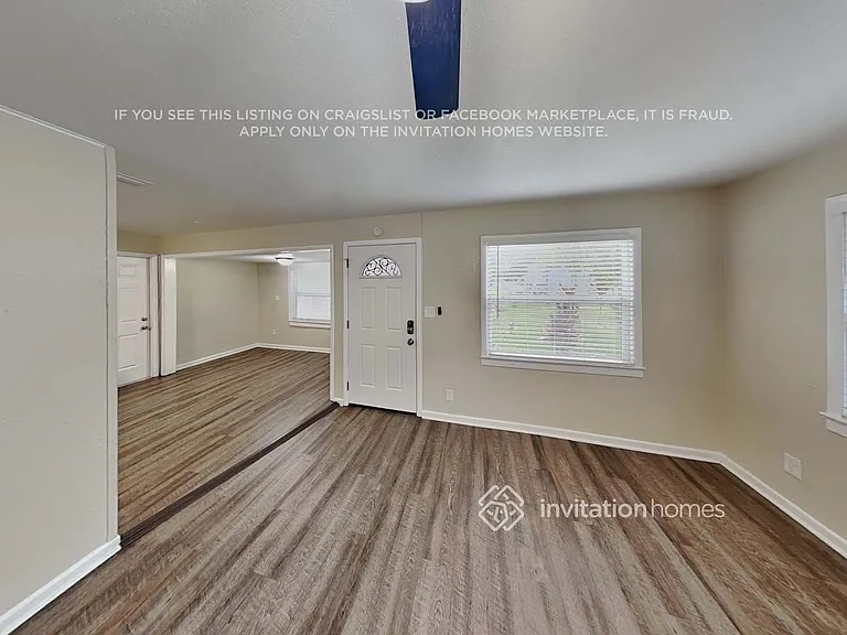 1317 S Mellonville Ave — Photo 3