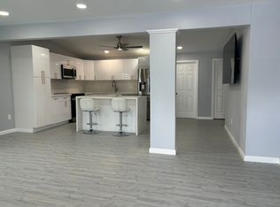 1027 Mokapu Blvd, Kailua, HI 96734