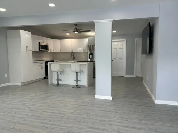 1027 Mokapu Blvd, Kailua, HI 96734