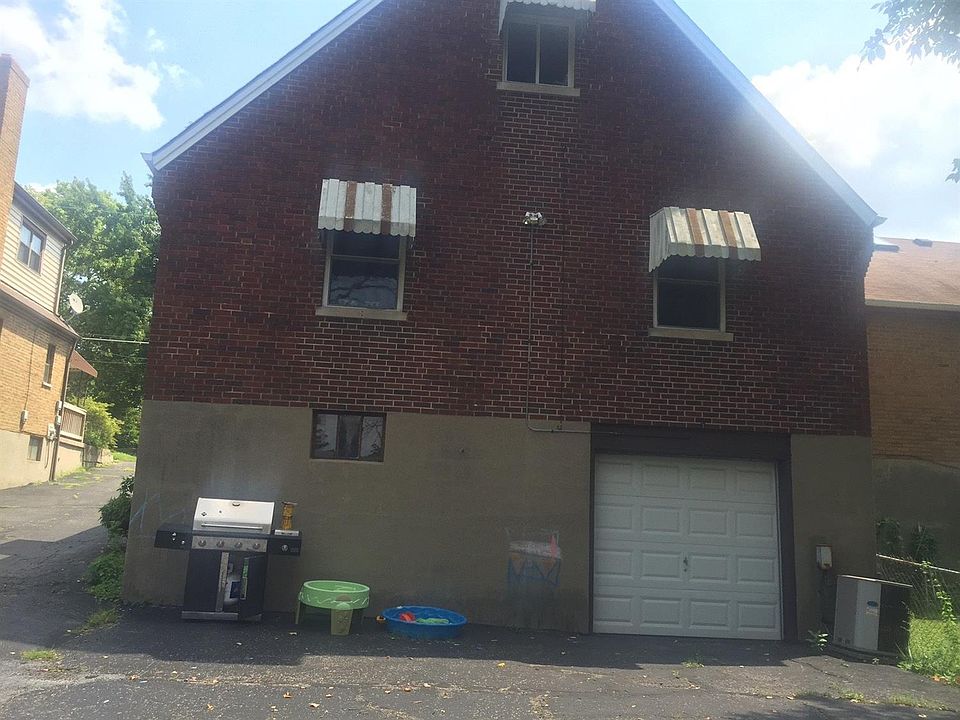 2nd image of 3909 Washington Ave
