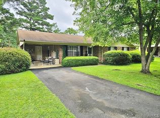 301 4th St SE, Aliceville, AL 35442