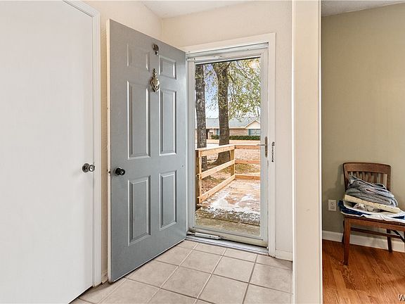 5th image of 819 55th Ave E