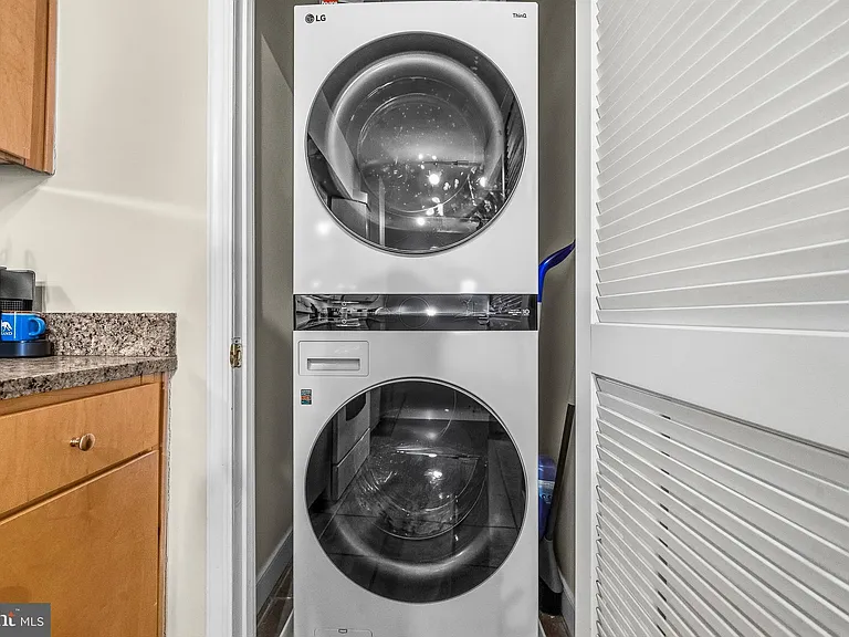 631 D St NW #336 — Photo 22