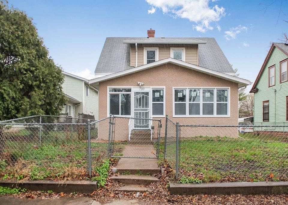 1st image of 710 Oliver Ave N