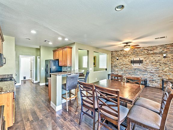 4th image of 10622 Blue Larkspur Ct