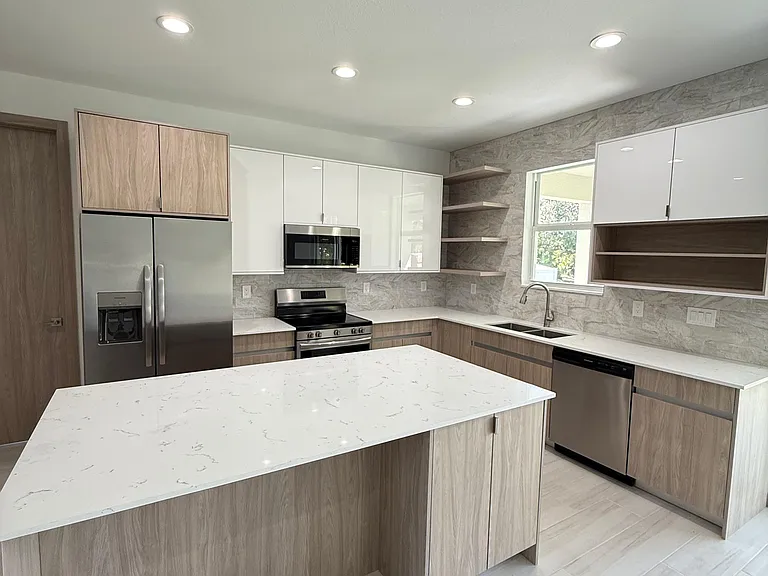 1313 Kacerik St — Photo 6